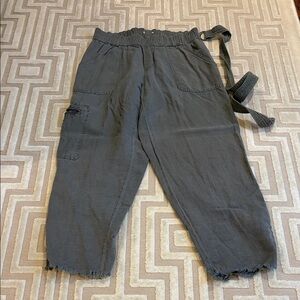 Linen blend olive green, belted, cargo pants